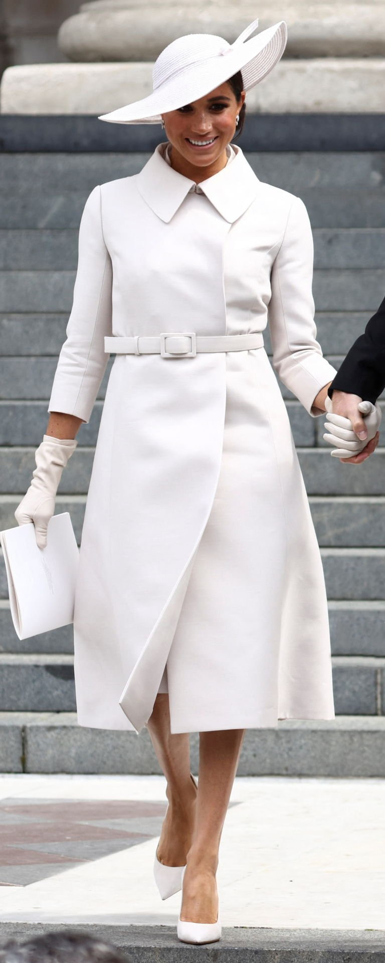 Dior Gloves In Greige as seen on Meghan Markle, The Duchess of Sussex