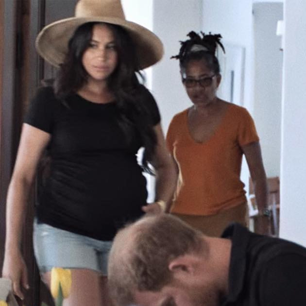 Meghan, Harry and Doria are preparing an Easter egg hunt for Archie. Meghan is wearing her Janessa Leone ‘Serena’ straw hat and a pair of DL1961 ‘Karlie’ Boyfriend Denim Shorts in the “Westside” wash. 
