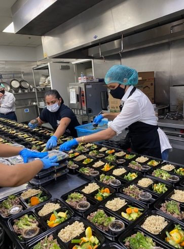 Meghan Markle, Duchess of Sussex preparing meals at Homeboy Industries Bakery & Café in Los Angeles on 23 June 2020