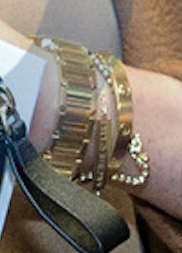 Meghan Markle wore Jennifer Meyer Personalized Nameplate bracelet