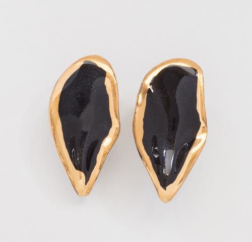 Nina Bosch Black 'Flora' Leaf Earrings
