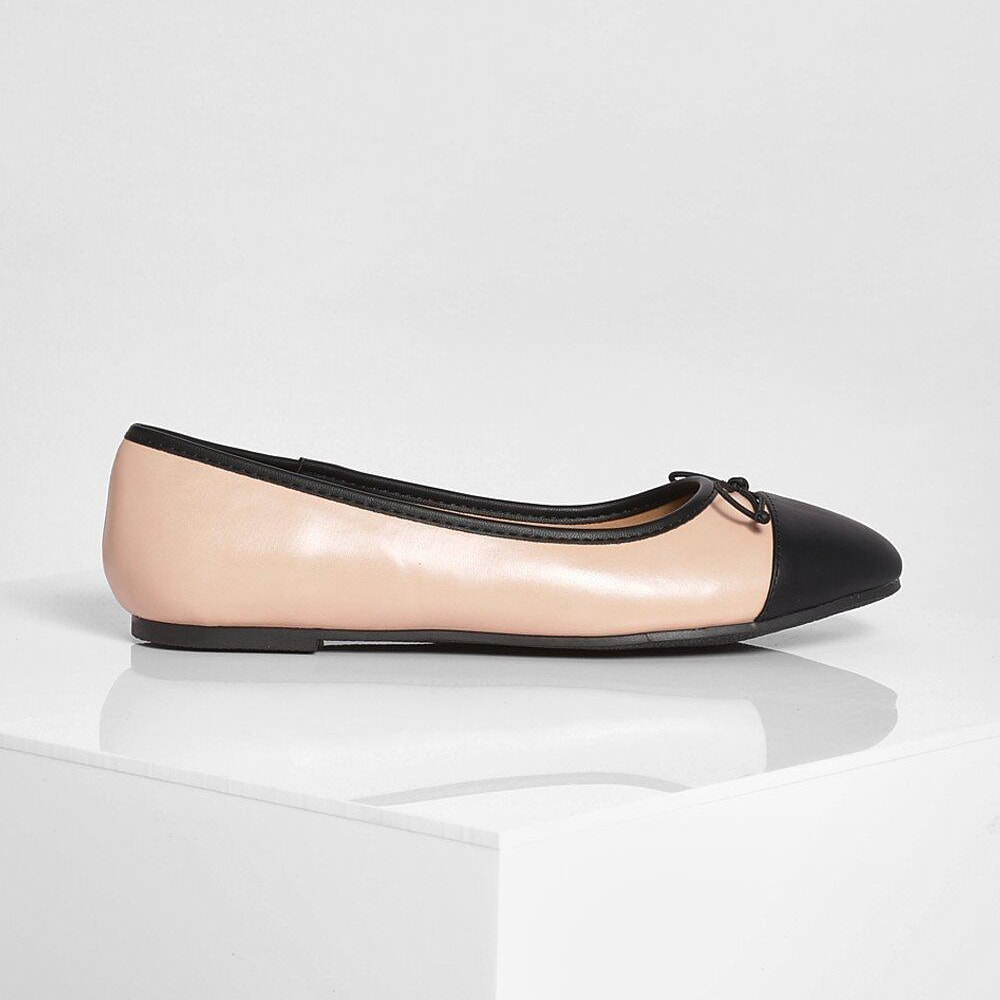 Chanel Beige & Black Lambskin Ballerinas​ - Meghan Markle's Shoes -  Meghan's Fashion